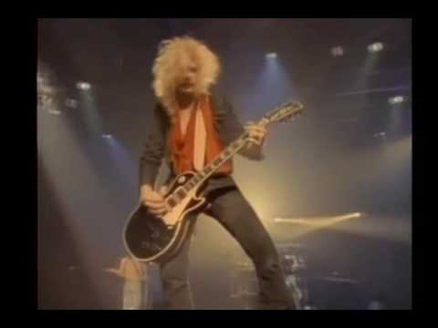 Thumbnail for Steve Clark - Def Leppard: Die Hard The Hunter main solo (Live ITRIYF 1988, Denver, Colorado) by Steve Clark