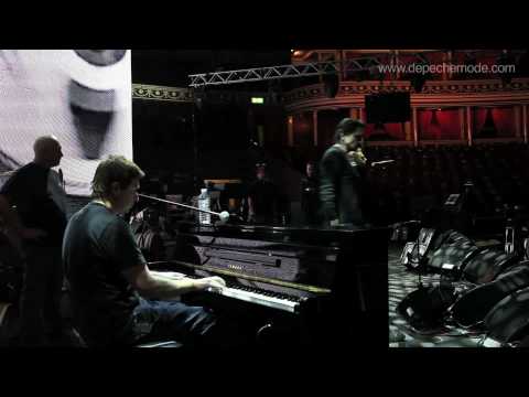 Thumbnail for "Somebody" (Soundcheck with Alan Wilder and Martin L. Gore) by Depeche Mode